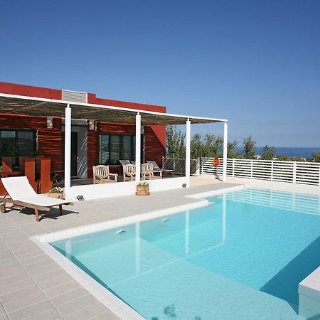 Villa Bamboo Maleme Eksteriør billede